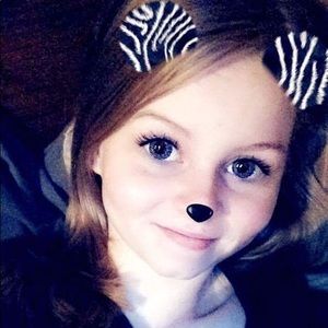 Meet your Posher, Victoria